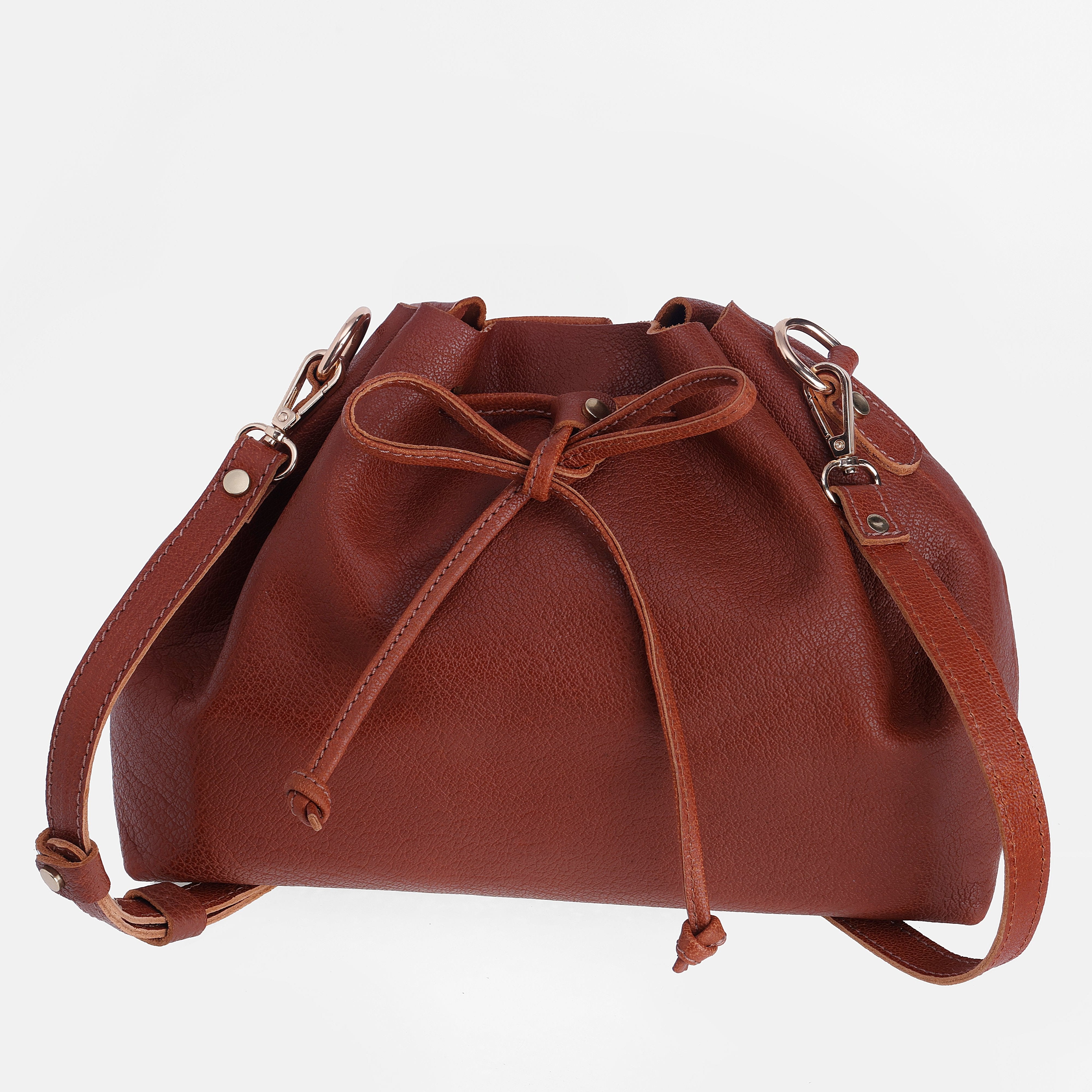DublinBucketBag_hero_E1_8678fd
