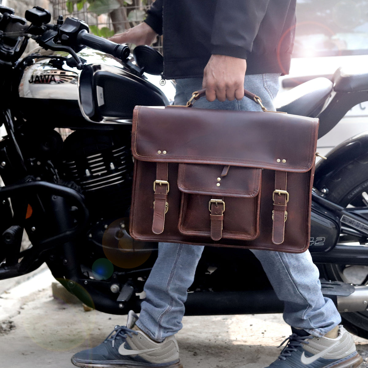 Roosevelt Buffalo Leather Messenger Bag