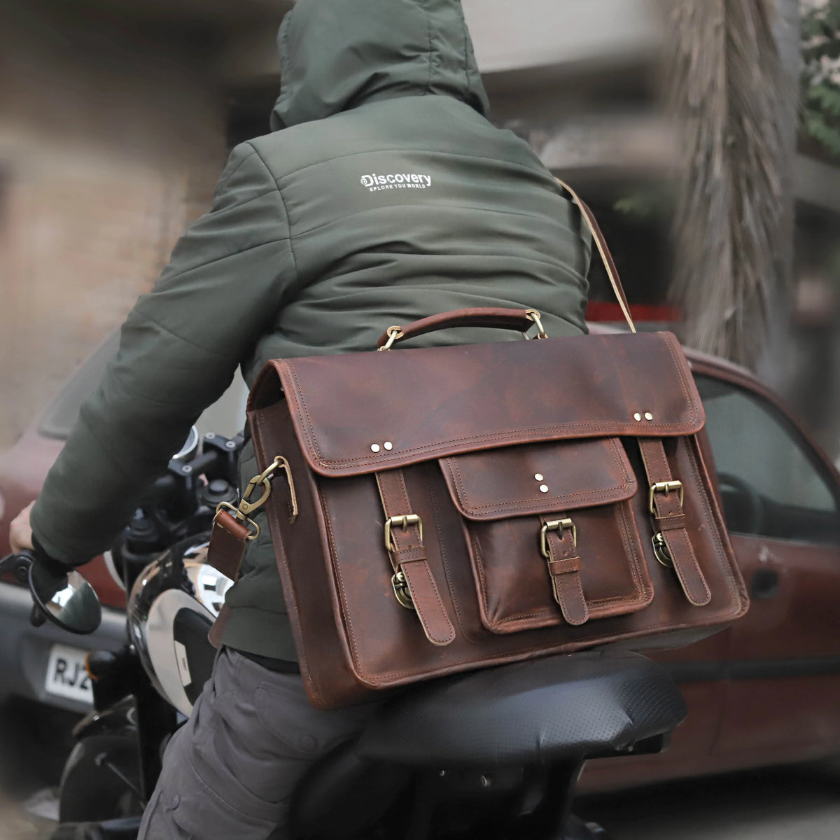 Roosevelt Buffalo Leather Messenger Bag - denverleathercraft