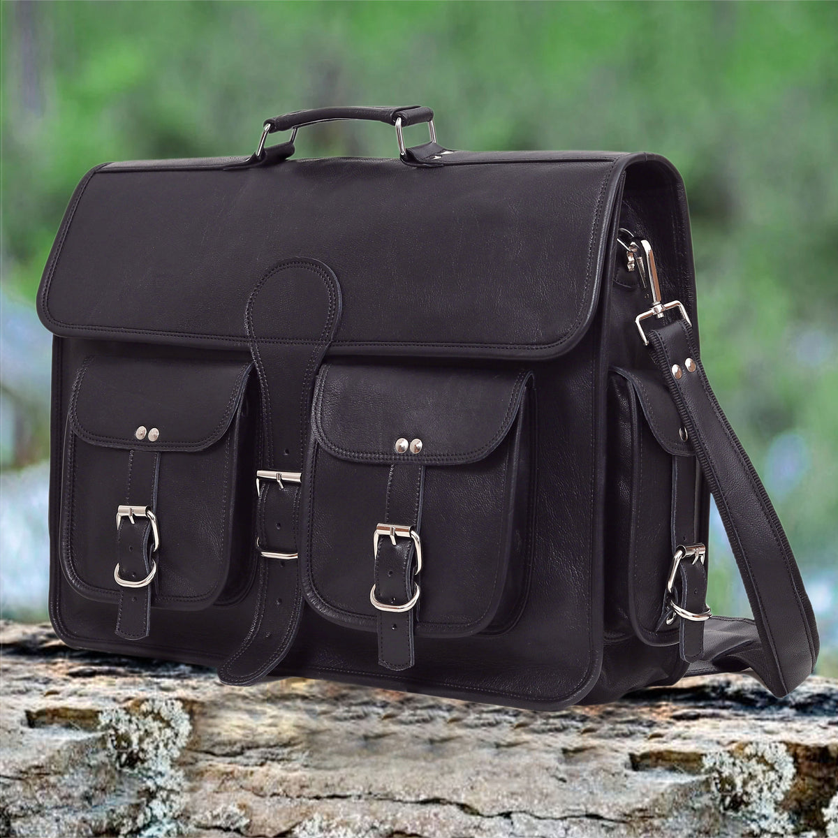 BLACK LEATHER MESSENGER BAG