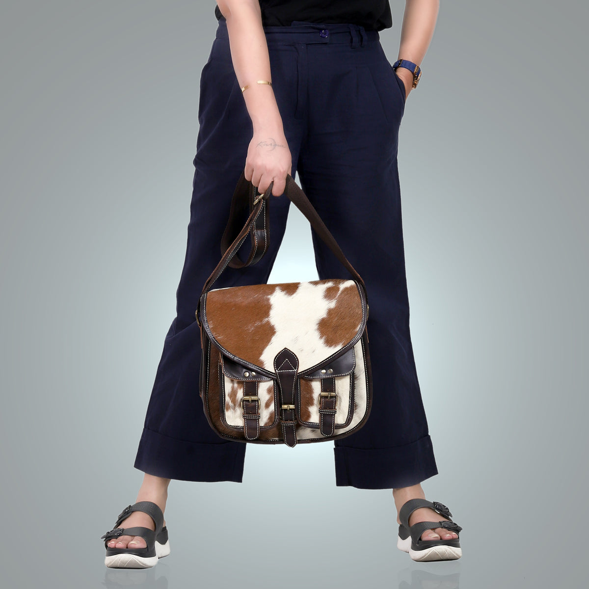 JULIE HAIRON LEATHER CROSSBODY BAG