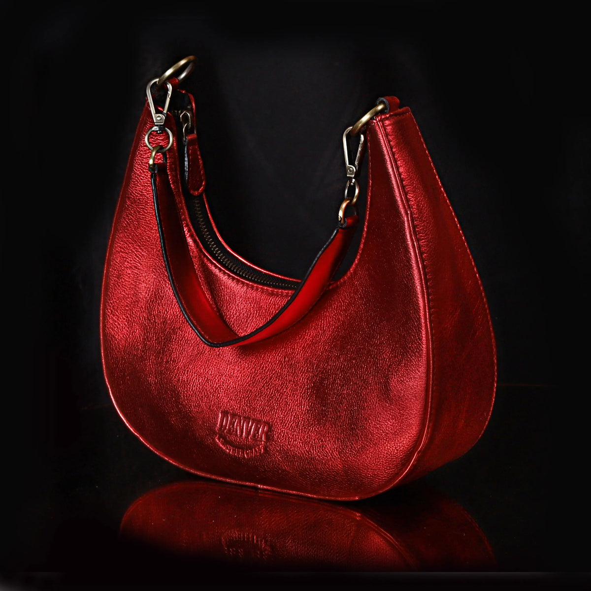 HALF MOON LEATHER PURSE